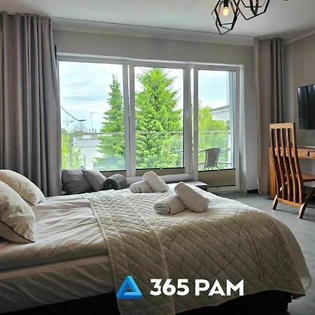 365pam - Biale I Czarne W Dominikanie Przy Morzu Sianożęty